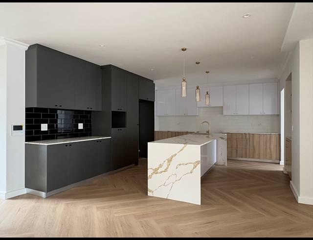 4 BEDROOM HOUSE FOR SALE IN SANDOWN